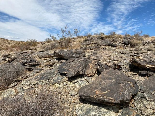 3025 Flamingo, Joshua Tree, CA 92252