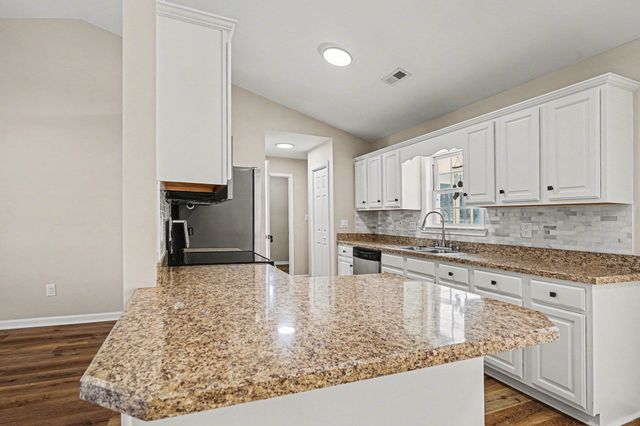 1127 Lancelot Ln., Conway, SC 29526