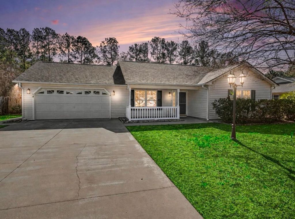 1127 Lancelot Ln., Conway, SC 29526