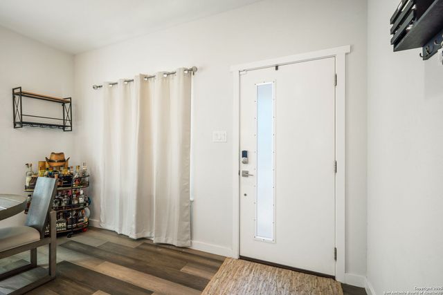 121 Alabama Street, San Antonio, TX 78203