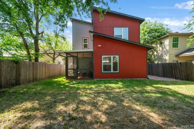 121 Alabama Street, San Antonio, TX 78203