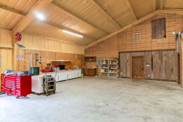 863 Vz County Road 1815, Grand Saline, TX 75140