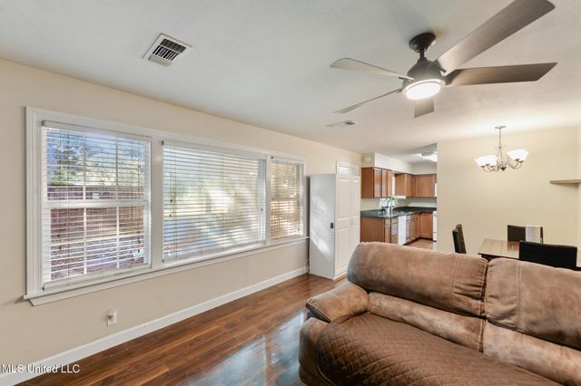 21 E Park Street, Gulfport, MS 39507