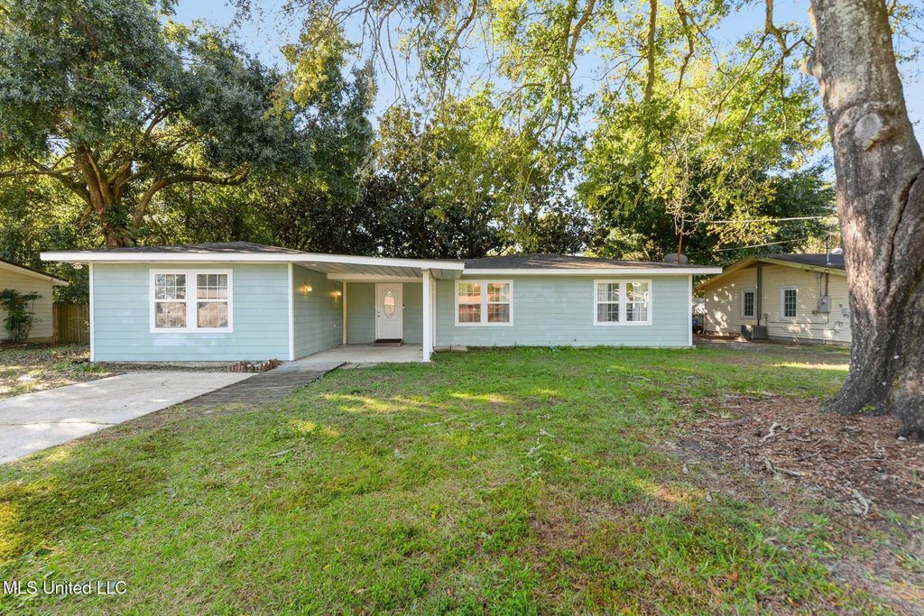 21 E Park Street, Gulfport, MS 39507