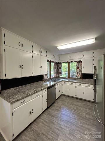 6602 Allen Black Road, Charlotte, NC 28227