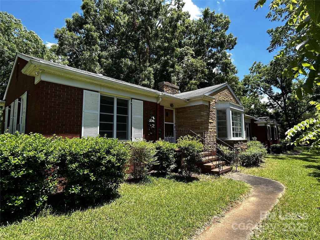 6602 Allen Black Road, Charlotte, NC 28227