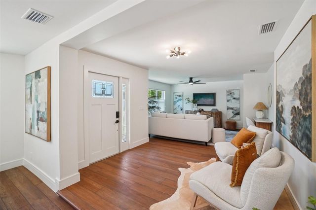3123 W LA SALLE STREET, Tampa, FL 33607