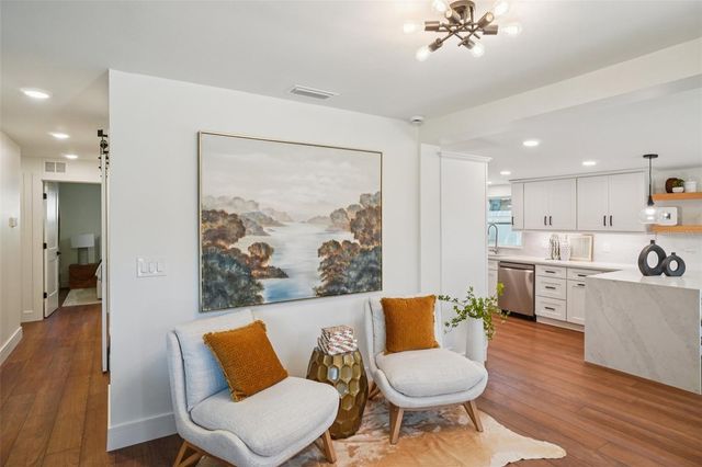 3123 W LA SALLE STREET, Tampa, FL 33607