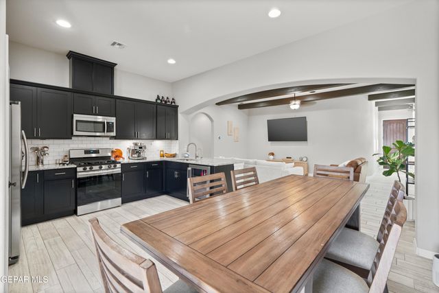 13676 Samlesbury Avenue, Horizon City, TX 79928