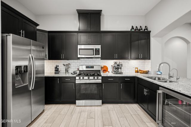 13676 Samlesbury Avenue, Horizon City, TX 79928