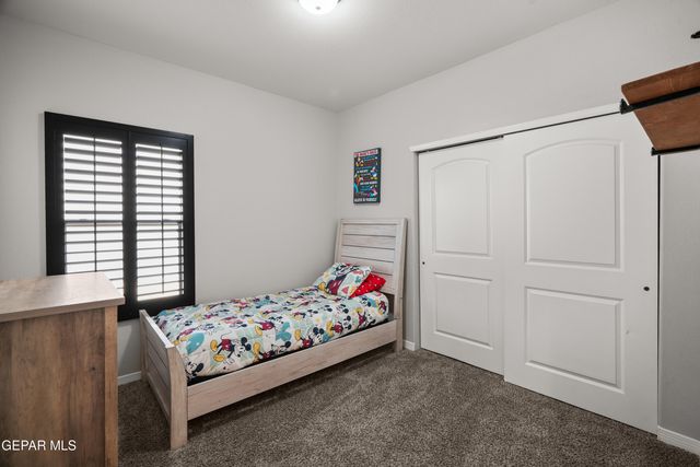 13676 Samlesbury Avenue, Horizon City, TX 79928