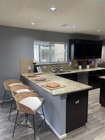 6627 Marble Falls Lane, Manvel, TX 77578