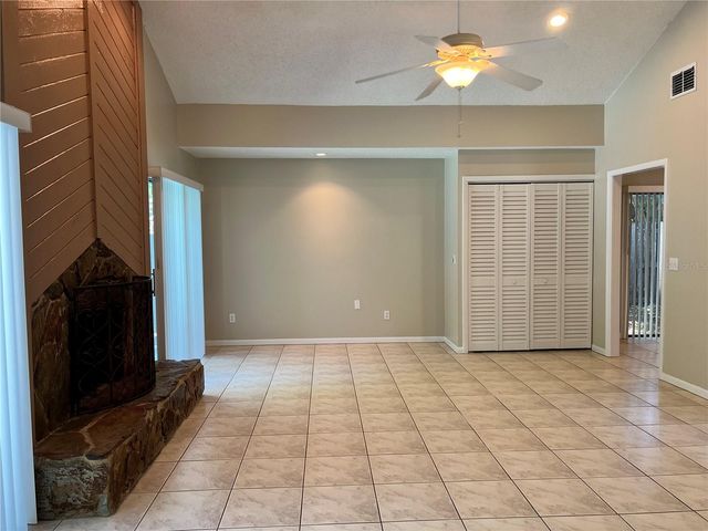 3207 TARABROOK DRIVE, Tampa, FL 33618