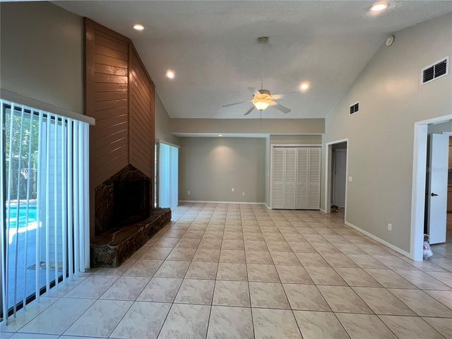 3207 TARABROOK DRIVE, Tampa, FL 33618