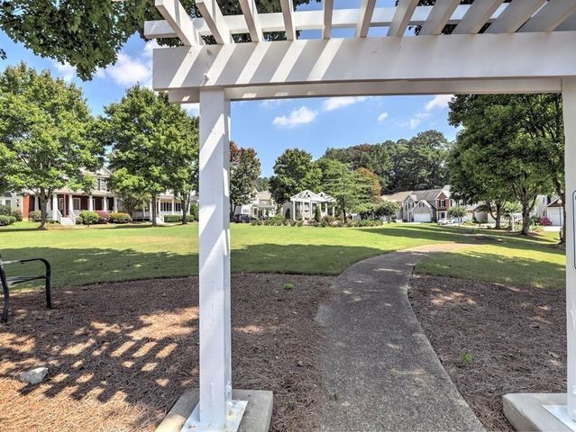 720 Gardenside Circle SE, Marietta, GA 30067