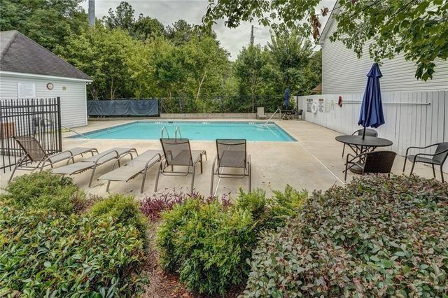 720 Gardenside Circle SE, Marietta, GA 30067