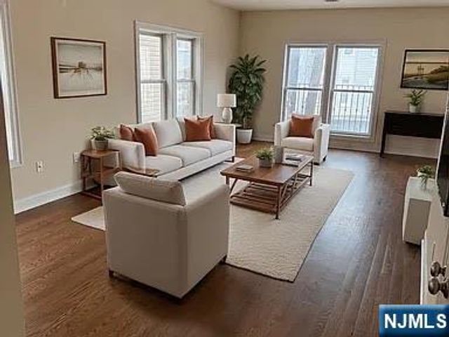 600 N Frank E Rodgers 2R, Harrison, NJ 07029