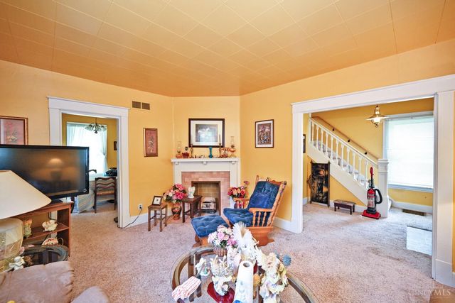 6709 Buckingham Place, Cincinnati, OH 45227