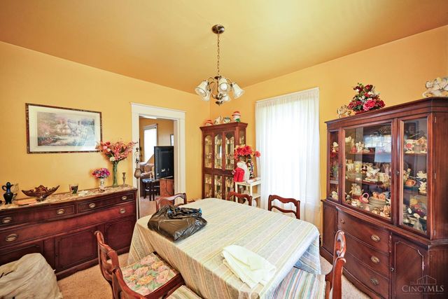 6709 Buckingham Place, Cincinnati, OH 45227