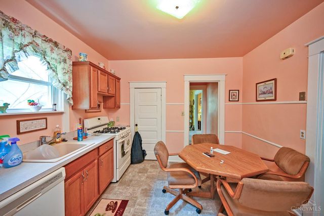 6709 Buckingham Place, Cincinnati, OH 45227