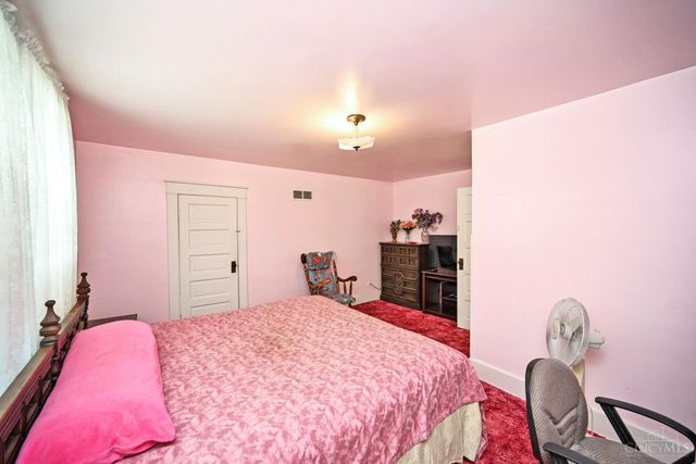 6709 Buckingham Place, Cincinnati, OH 45227