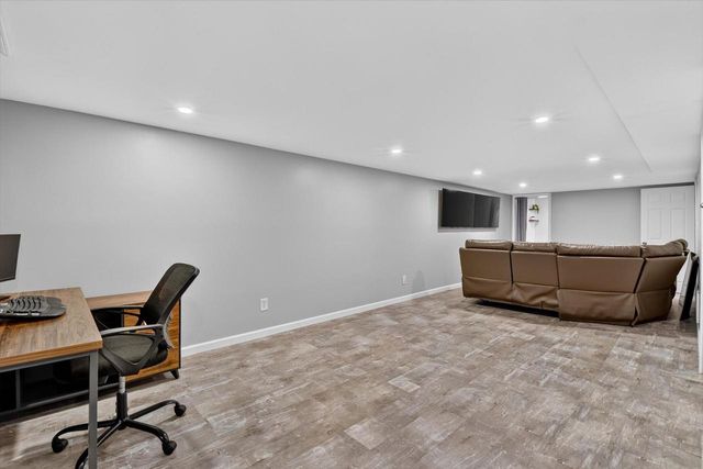2318 32nd STREET, Kenosha, WI 53140