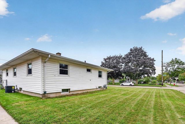2318 32nd STREET, Kenosha, WI 53140