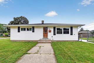 2318 32nd STREET, Kenosha, WI 53140