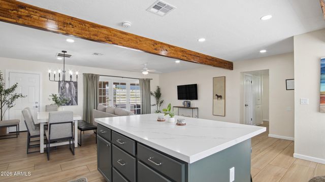 2929 N 55th Place, Phoenix, AZ 85018