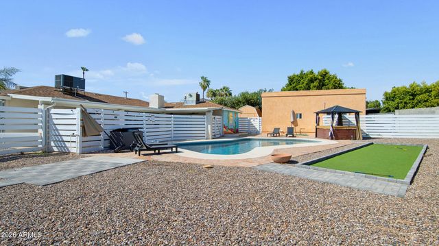 2929 N 55th Place, Phoenix, AZ 85018