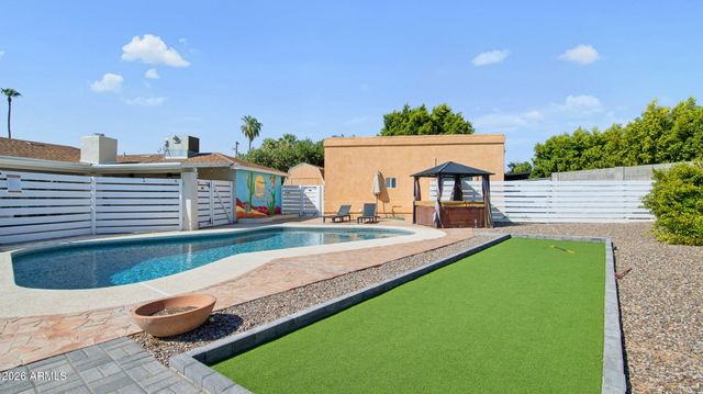 2929 N 55th Place, Phoenix, AZ 85018