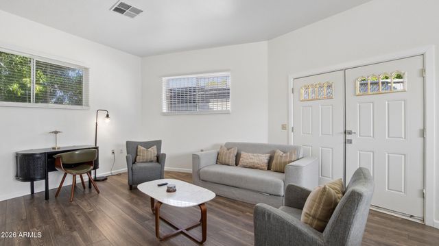 2929 N 55th Place, Phoenix, AZ 85018