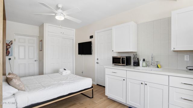 2929 N 55th Place, Phoenix, AZ 85018