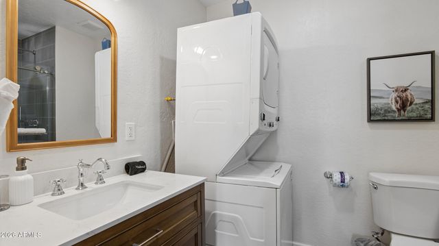 2929 N 55th Place, Phoenix, AZ 85018