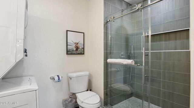 2929 N 55th Place, Phoenix, AZ 85018