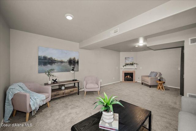 842 N 22nd PL, Coeur D'alene, ID 83814