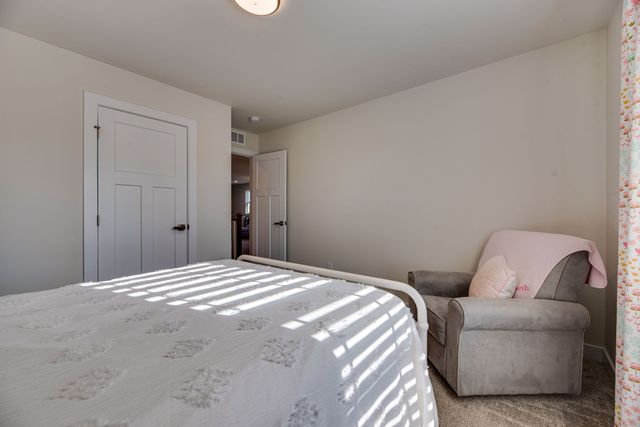 7001 Evinston Dr, Spring Hill, TN 37174