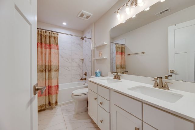 7001 Evinston Dr, Spring Hill, TN 37174