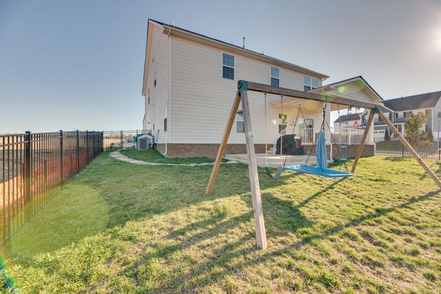 7001 Evinston Dr, Spring Hill, TN 37174