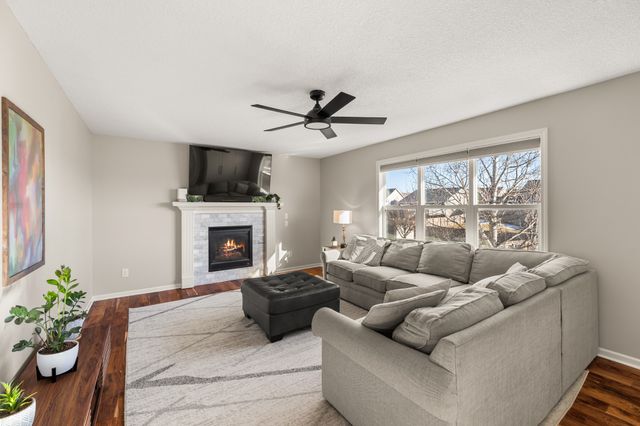 8334 Dakota Drive, West Des Moines, IA 50266