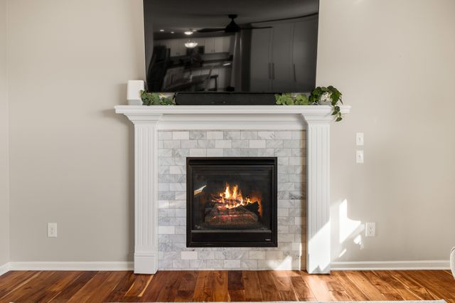 8334 Dakota Drive, West Des Moines, IA 50266