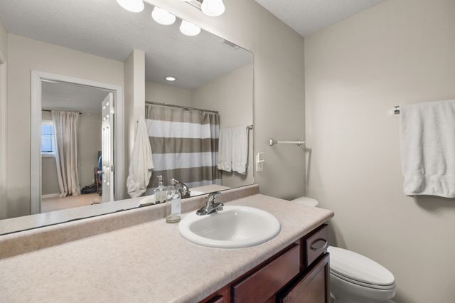 8334 Dakota Drive, West Des Moines, IA 50266