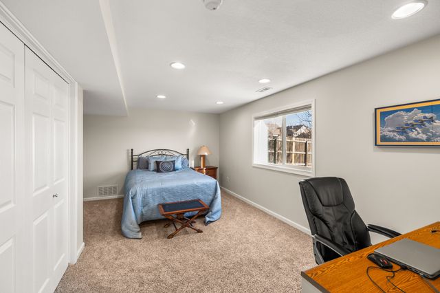 8334 Dakota Drive, West Des Moines, IA 50266