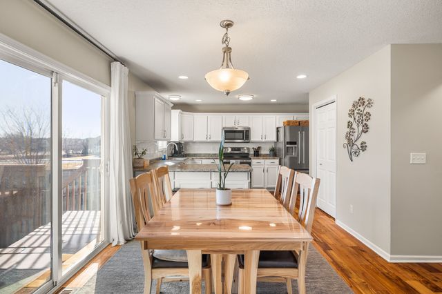 8334 Dakota Drive, West Des Moines, IA 50266