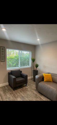 400 SW 12th 1-2, Fort Lauderdale, FL 33315