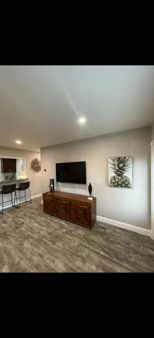 400 SW 12th 1-2, Fort Lauderdale, FL 33315