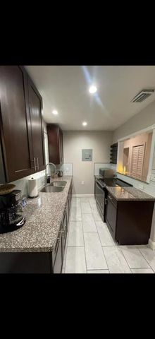 400 SW 12th 1-2, Fort Lauderdale, FL 33315
