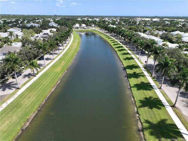 1421 Windley Key Way, Jupiter, FL 33458