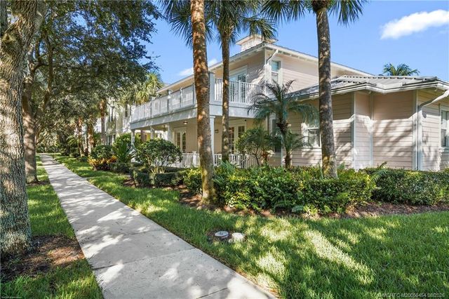 1421 Windley Key Way, Jupiter, FL 33458