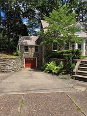 1025 Washington Avenue, Oakmont, PA 15139